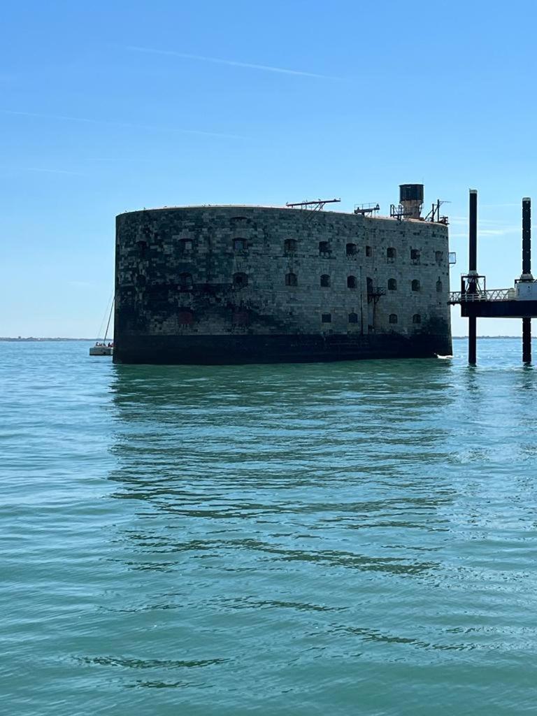 Chre Cathy Et Jean Loup Otel Le Port-des-Barques Dış mekan fotoğraf